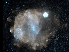 Röntgenaufnahme von eRosita mit den drei SNR: Vela, Puppis A und Vela-Junior - Quelle wikipedia