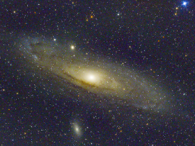 Andromeda_25x40s_g200_komprimiert